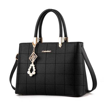 European And American Hair Ball Handbags Simple Women'S Bags Diagonal Bags Fashion Women'S Bags Backdrop Bliss