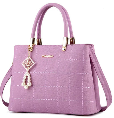 European And American Hair Ball Handbags Simple Women'S Bags Diagonal Bags Fashion Women'S Bags Backdrop Bliss