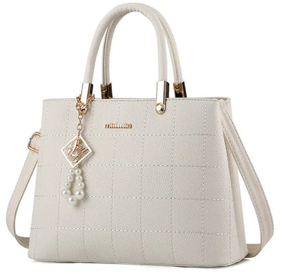 European And American Hair Ball Handbags Simple Women'S Bags Diagonal Bags Fashion Women'S Bags Backdrop Bliss